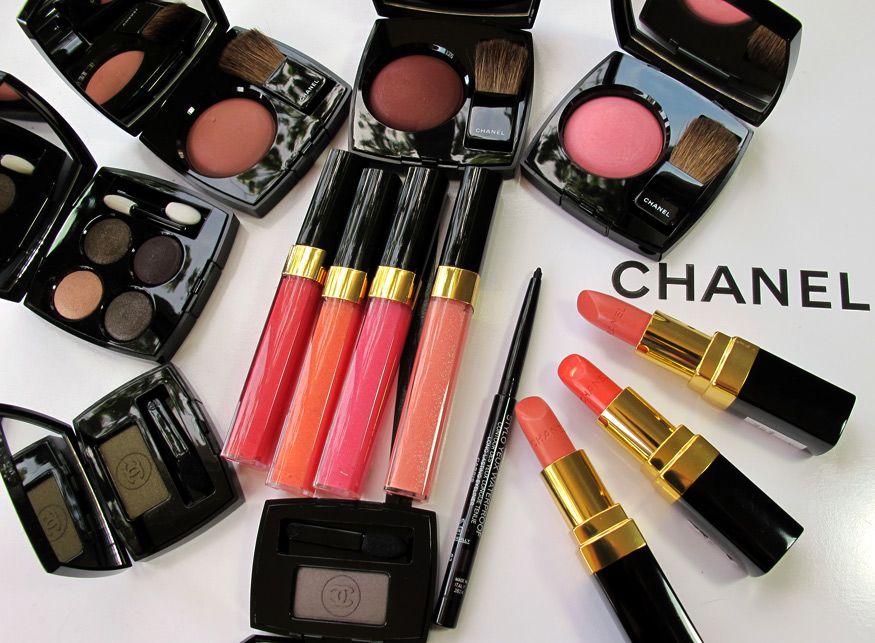 MAKEUP & ACCESSORIES