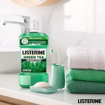 LISTERINE Mouthwash, Green Tea, 250ml - Image 2